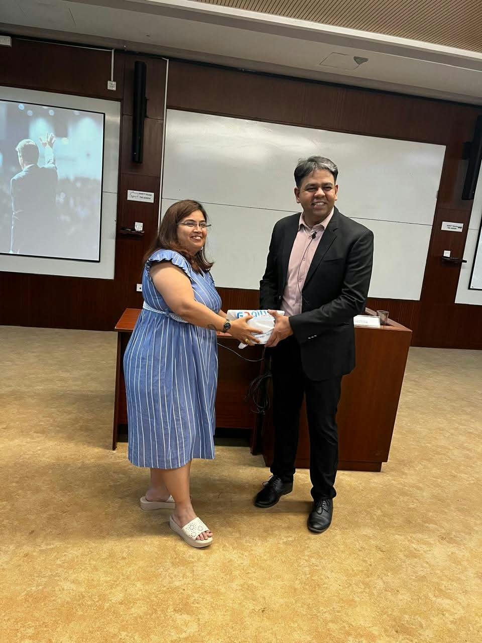 Receiving a memento at the IIM Bangalore masterclass